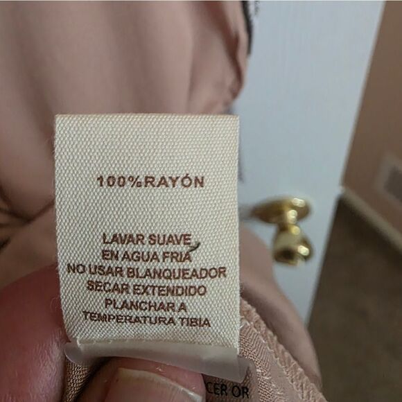 Hem & Thread Tan Blouse with Striped Sleeves Size LG - Picture 4 of 4